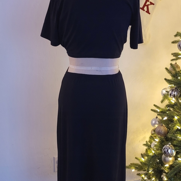 Cutout Black Casual Midi Dress - Picture 4 of 6